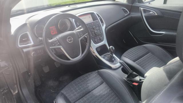 Opel Astra image 9