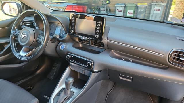 Toyota Yaris image 8