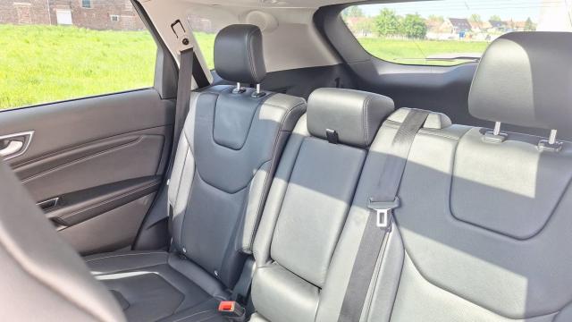 Ford Edge image 1