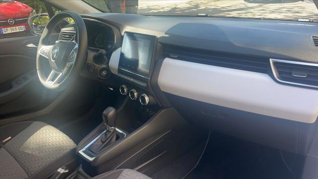 Renault Clio image 2