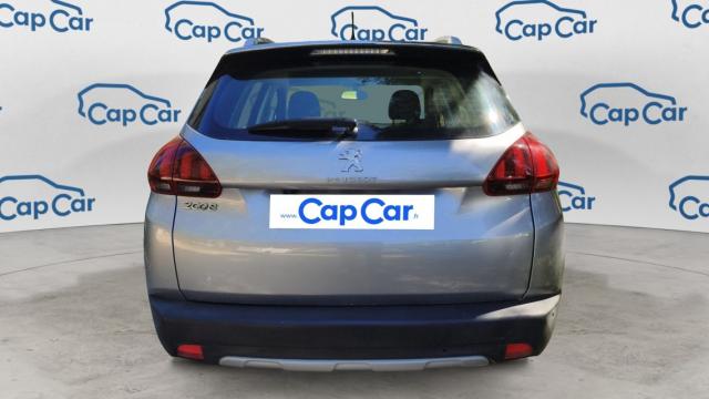 Peugeot 2008 image 2