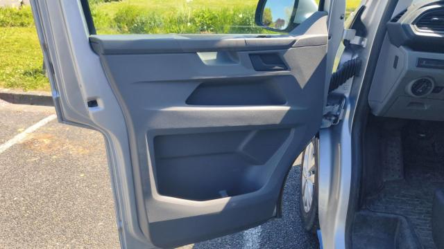 Volkswagen Transporter image 5
