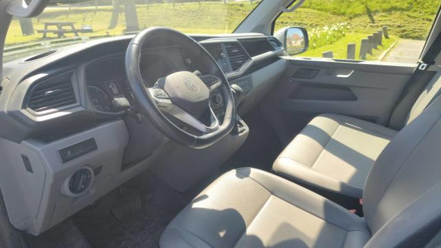 Volkswagen Transporter image 4