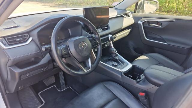 Toyota Rav4 image 7