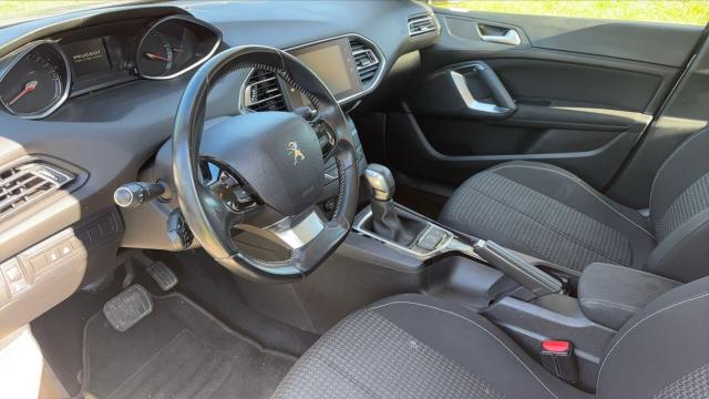 Peugeot 308 image 7