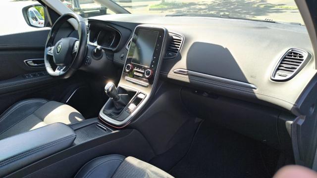 Renault Scénic image 1