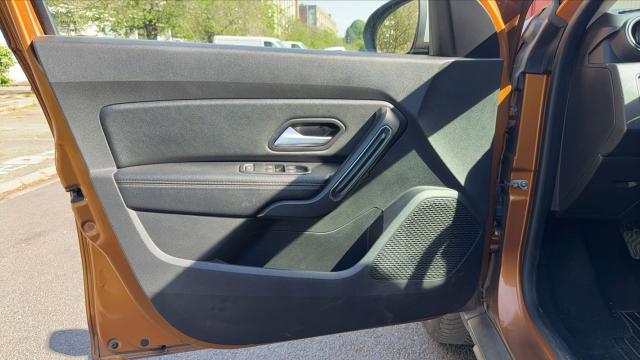 Dacia Duster image 2
