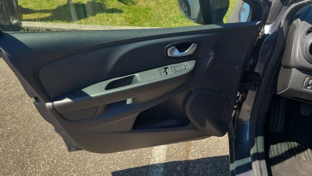 Renault Clio image 9