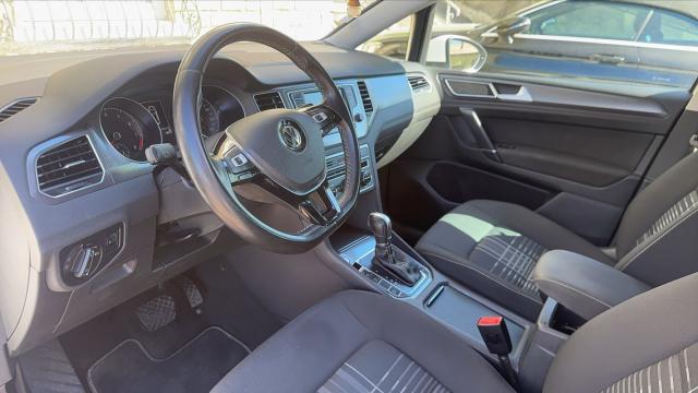 Volkswagen Golf Sportsvan image 5