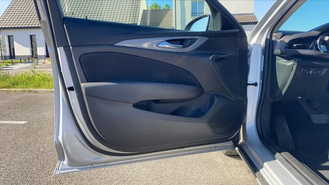Opel Insignia image 1