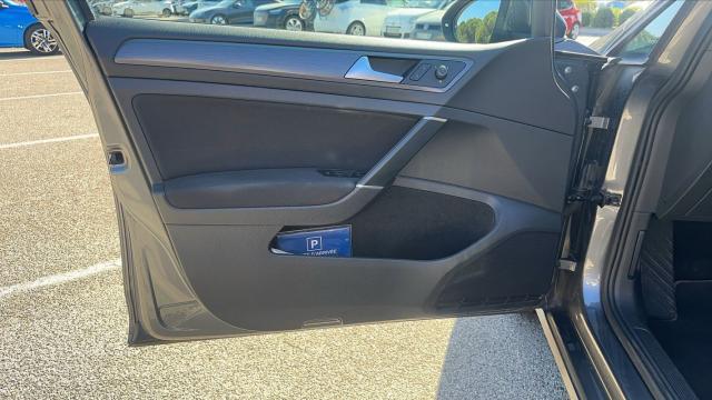 Volkswagen Golf image 3