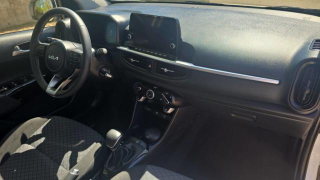Kia Picanto image 1