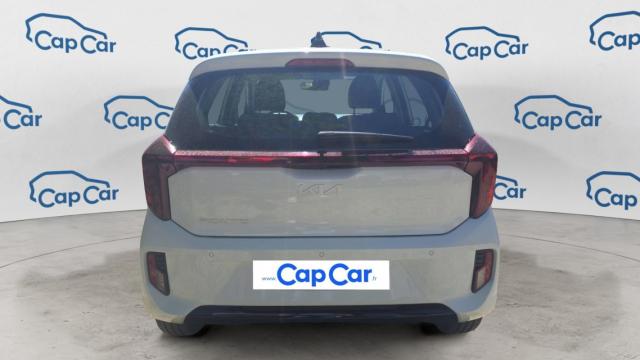 Kia Picanto image 9