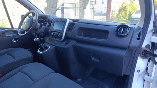 Renault Trafic image 7
