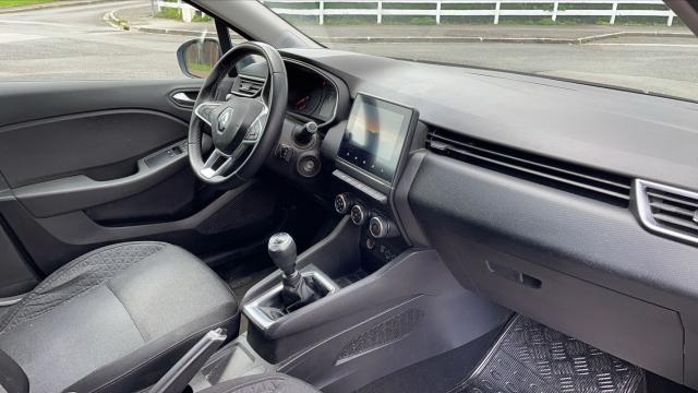 Renault Clio image 9