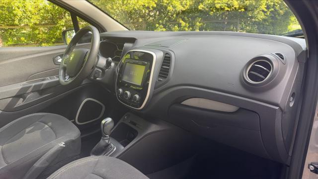 Renault Captur image 1