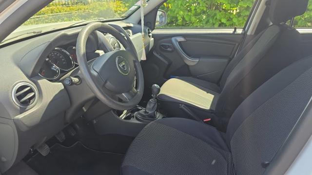 Dacia Duster image 9