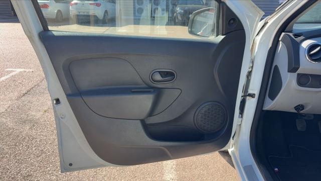 Dacia Sandero image 6