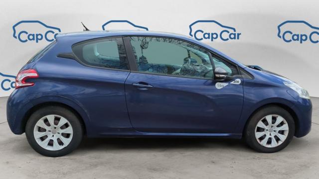 Peugeot 208 image 1