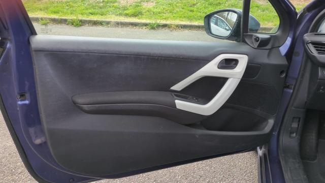 Peugeot 208 image 6