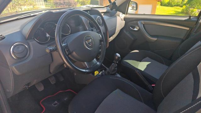 Dacia Duster image 1