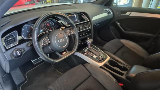 Audi A4 Avant image 9