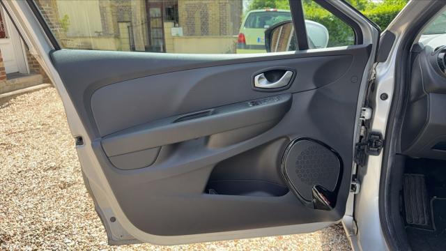 Renault Clio image 1
