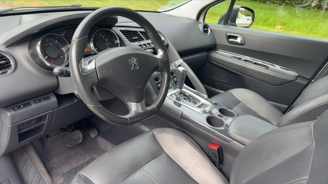 Peugeot 3008 image 2
