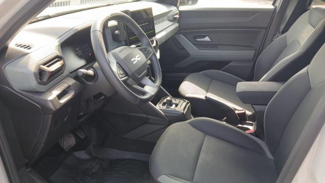 Dacia Duster image 4
