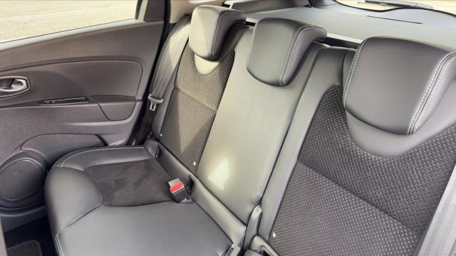 Renault Clio Estate image 7