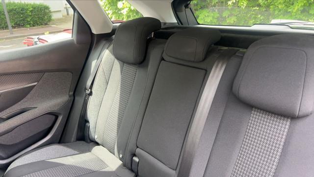 Peugeot 3008 image 9