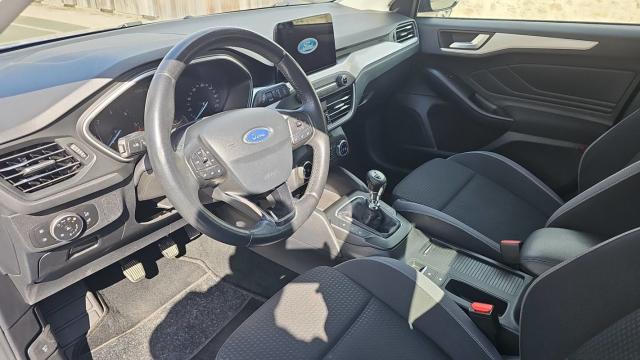 Ford Focus image 2