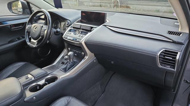 Lexus Nx image 2