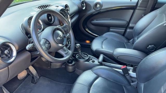 Mini Countryman image 8