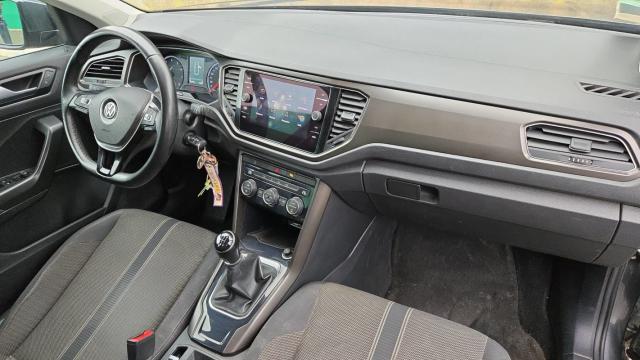 Volkswagen T-Roc image 4
