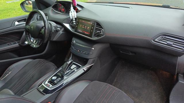 Peugeot 308 image 8