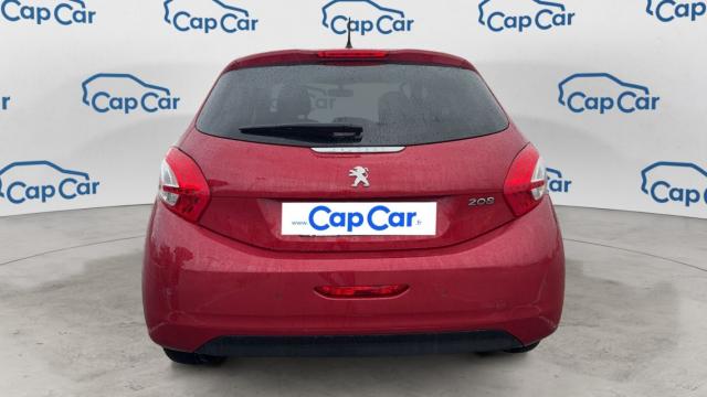 Peugeot 208 image 1