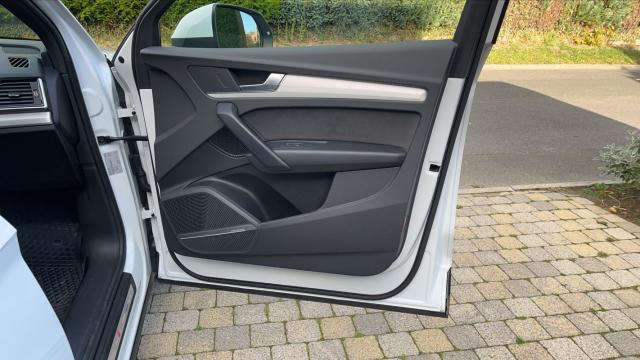 Audi Q5 Sportback image 9