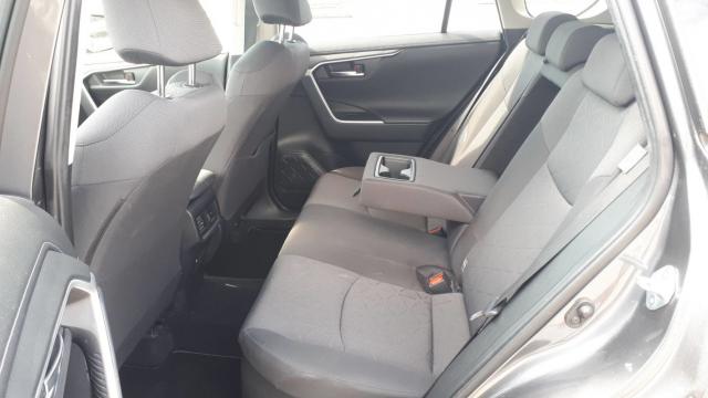 Toyota Rav4 image 5