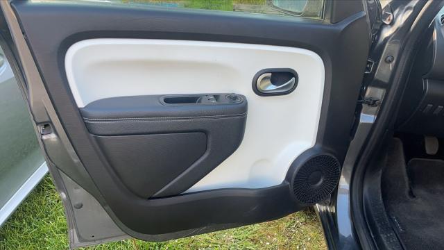 Renault Twingo image 6