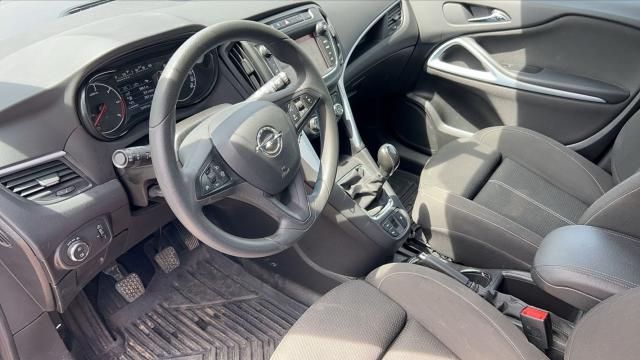 Opel Zafira Tourer image 9