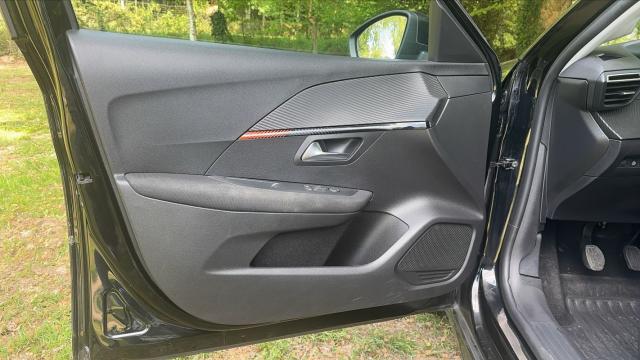 Peugeot 208 image 3