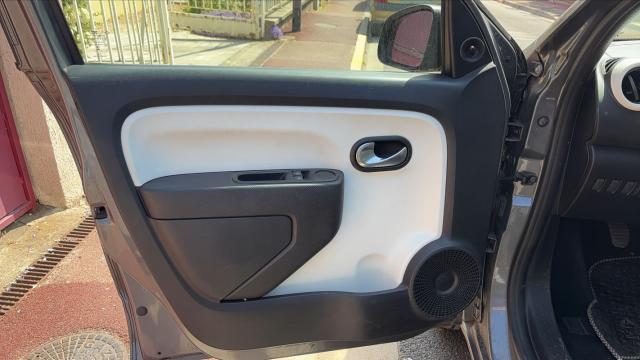 Renault Twingo image 8