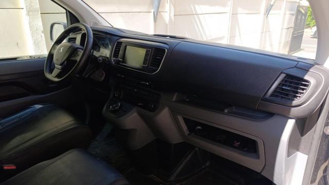 Peugeot Expert image 2