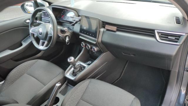 Renault Clio image 9