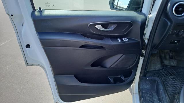 Mercedes Benz Vito image 9