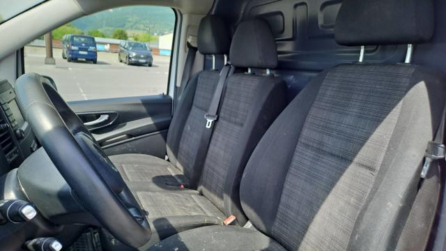 Mercedes Benz Vito image 5