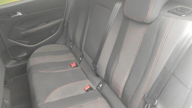 Peugeot 308 image 4