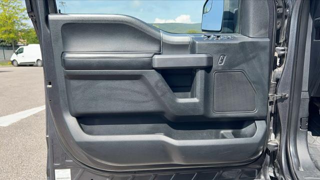 Ford F 150 image 4