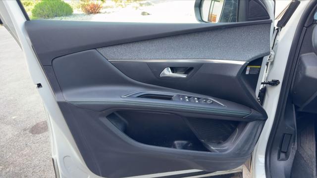 Peugeot 5008 image 6